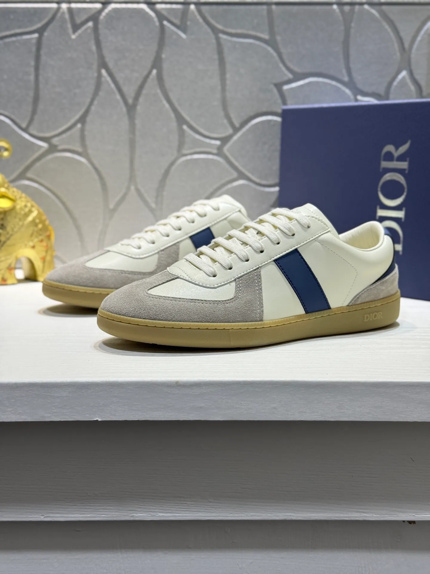 Men's Men's Shoes💰380【New Style】🎠🎠Dior🔍Top Purchasing Agency🇮🇹Di's hot style super popular sneakers are synchronized with the new product counters. The uppers are original Italian imported cowhide, the logo graphics are perfectly reproduced with complex craftsmanship necessary for fashionistas, and the imported soft sheepskin lining is Sole: The original sole is specially provided by the original factory. The exclusive movable molded sole is super comfortable. The original factory follows the order. 🔍🔍Multiple colors are available. You can enter and exit the counter at will. Welcome to compare. A must-have for trendy men. Code number: 38-44 (45 customized